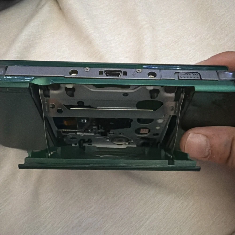 Sony comes case